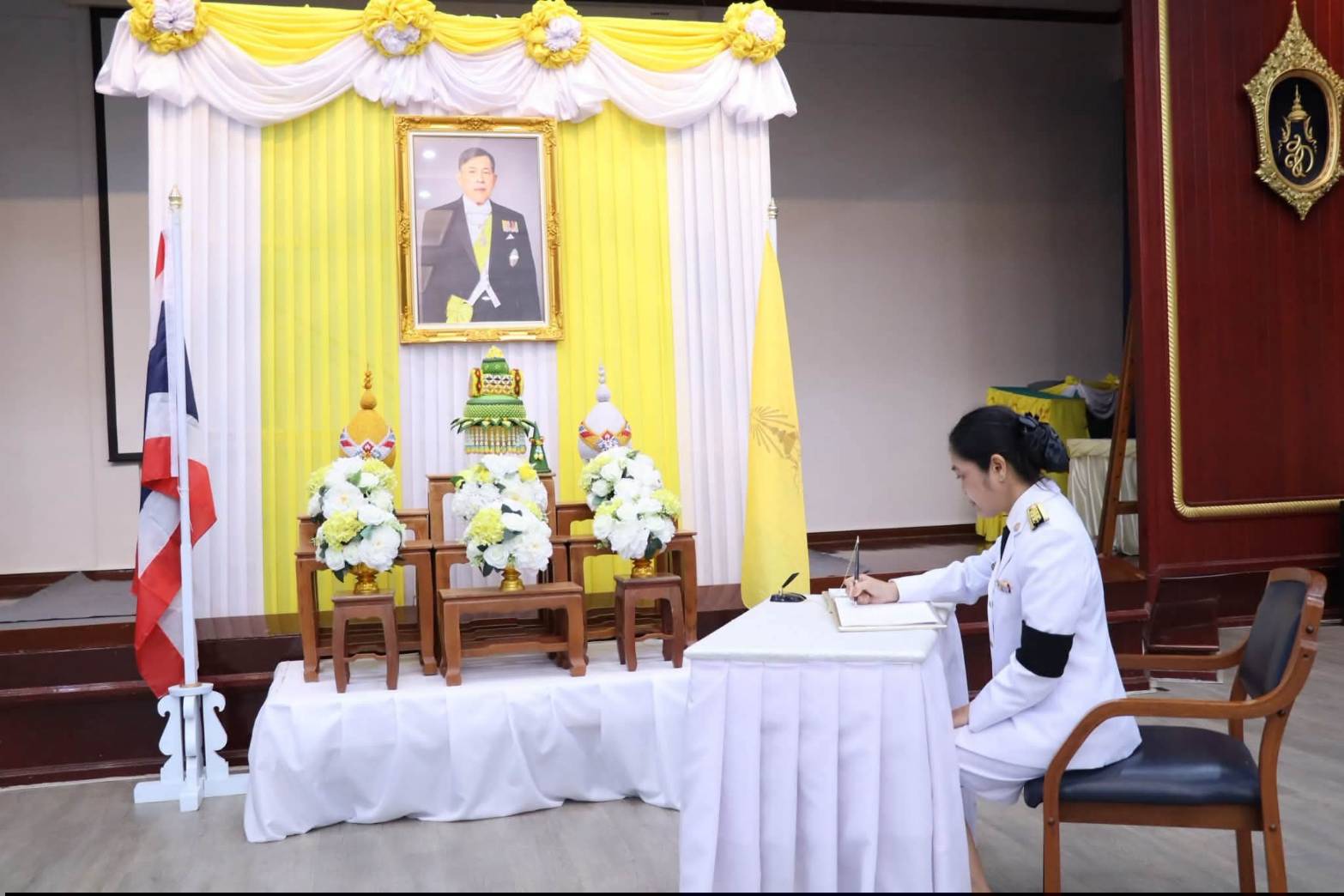 title - นางสาวอมรรัตน์ แขวงโสภา ปฏิรูปที่ดินจังหวัดพระนครศรีอยุธยา ปฏิบัติหน้าที่ในตำแหน่งผู้อำนวยการศูนย์ส่งเสริมและพัฒนาอาชีพเสริมนอกภาคการเกษตร(ศพส.) เป็นประธานในพิธีถวายสัตย์ปฏิญาณเพื่อเป็นข้าราชการที่ดีและพลังของแผ่นดิน เนื่องในโอกาสมหามงคลเฉลิมพระชนมพรรษา พระบาทสมเด็จพระปรเมนทรรามาธิบดีศรีสินทร มหาวชิราลงกรณ พระวชิรเกล้าเจ้าอยู่หัว 28 กรกฎาคม 2569
